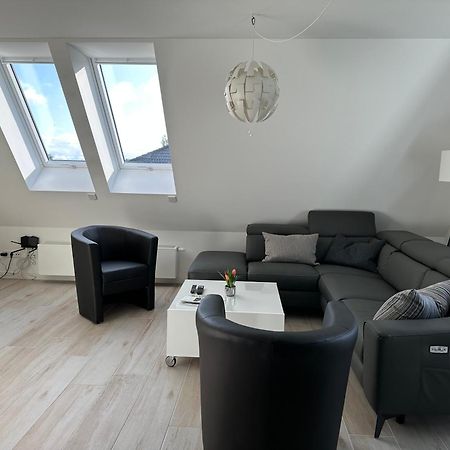 Helle, Grosszuegige Ferienwohnung Fuer 2 - 3 Personen Mit Parkplatz + E-Ladestation In Buchholz, Nordheide Buchholz in der Nordheide Exteriör bild