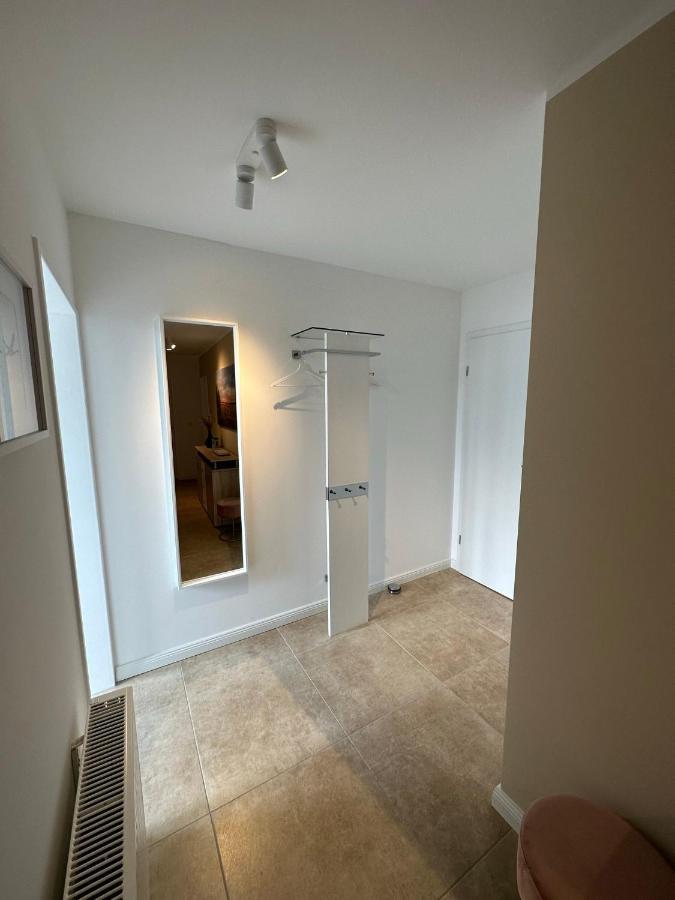 Helle, Grosszuegige Ferienwohnung Fuer 2 - 3 Personen Mit Parkplatz + E-Ladestation In Buchholz, Nordheide Buchholz in der Nordheide Exteriör bild