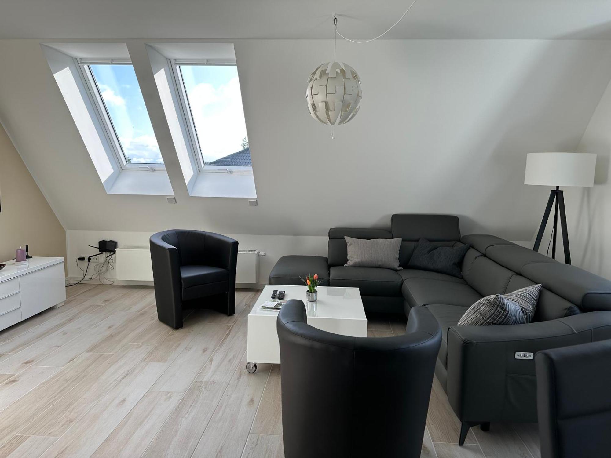 Helle, Grosszuegige Ferienwohnung Fuer 2 - 3 Personen Mit Parkplatz + E-Ladestation In Buchholz, Nordheide Buchholz in der Nordheide Exteriör bild